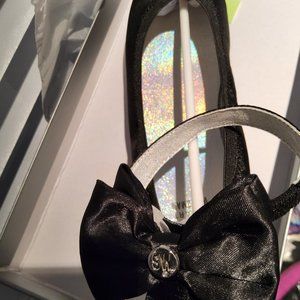 Stuart Weitzman girls shoe
